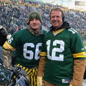 Meet your Posher, Thomas